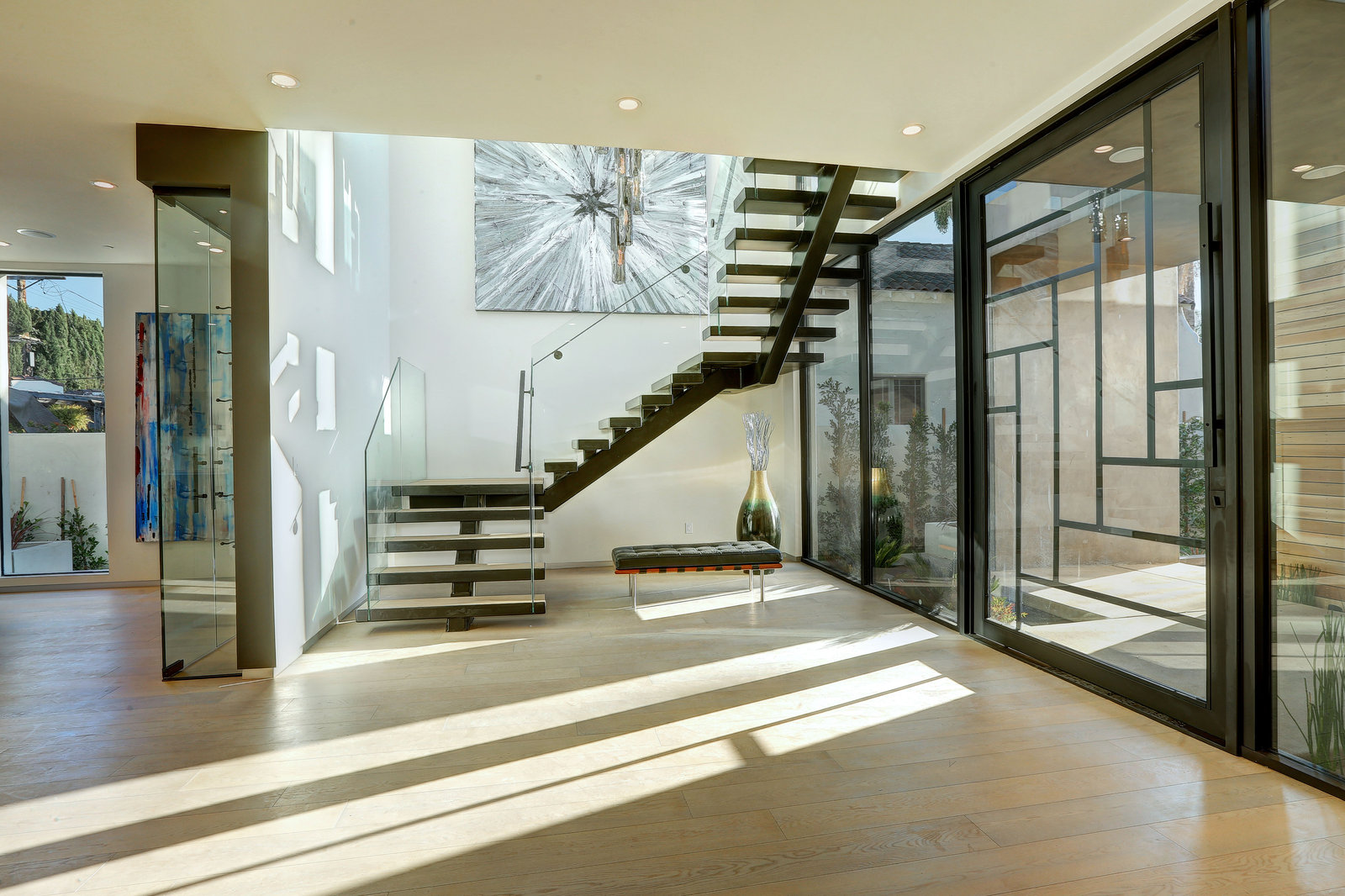 Maison De La Joie — Floating staircase